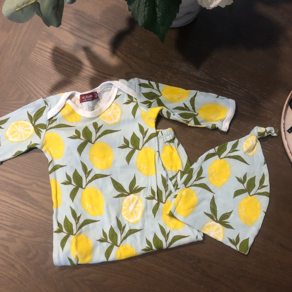 Milkbarn Lemon print newborn gown and hat